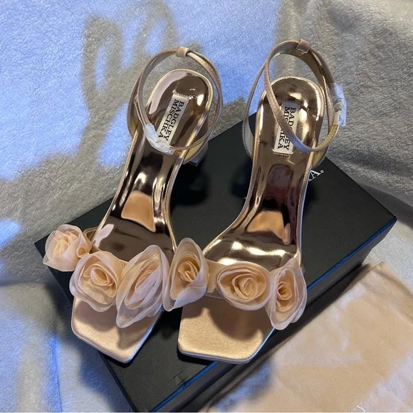 BADGLEY MISCHKA Carli Satin Tulle Rose Ankle-Strap Sandals in Blush Nude Sz 10 - Picture 7 of 15